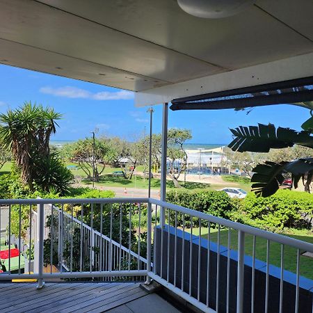 Capeview Apartments - Right On Kings Beach Caloundra Kültér fotó