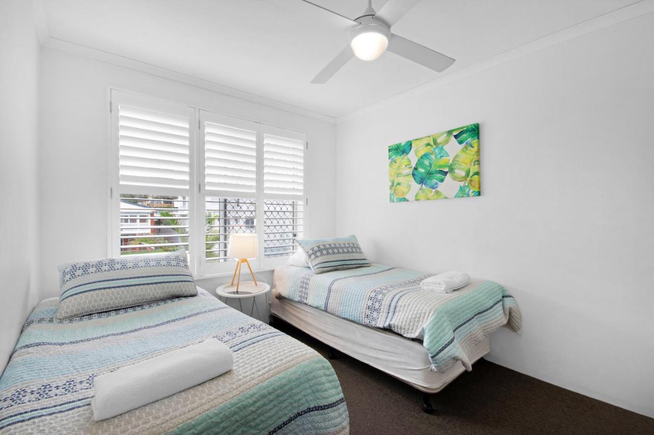 Capeview Apartments - Right On Kings Beach Caloundra Kültér fotó