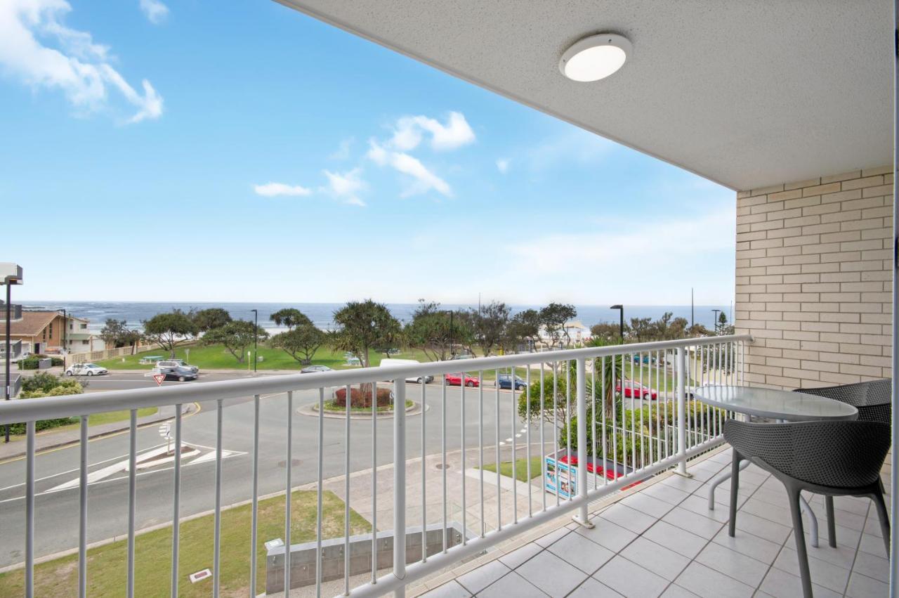 Capeview Apartments - Right On Kings Beach Caloundra Kültér fotó
