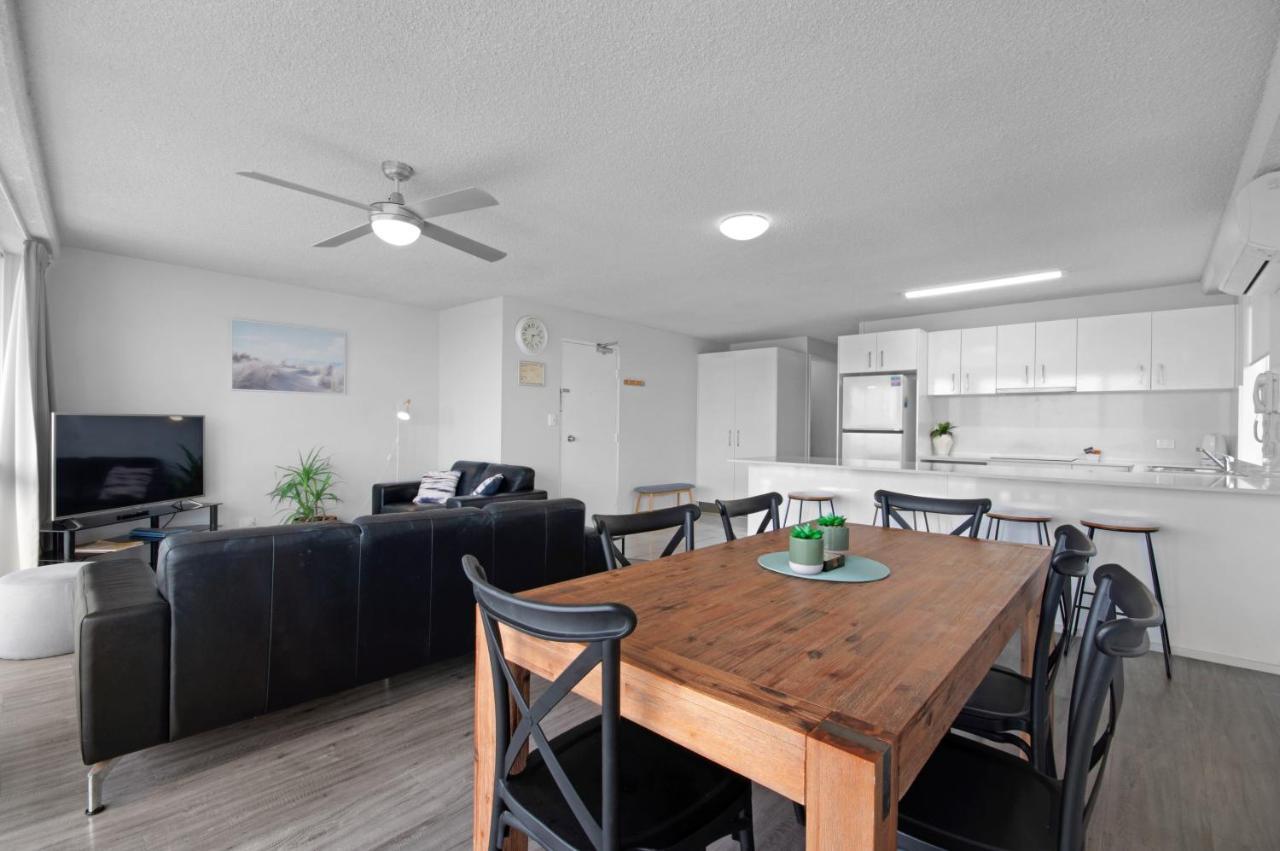 Capeview Apartments - Right On Kings Beach Caloundra Kültér fotó