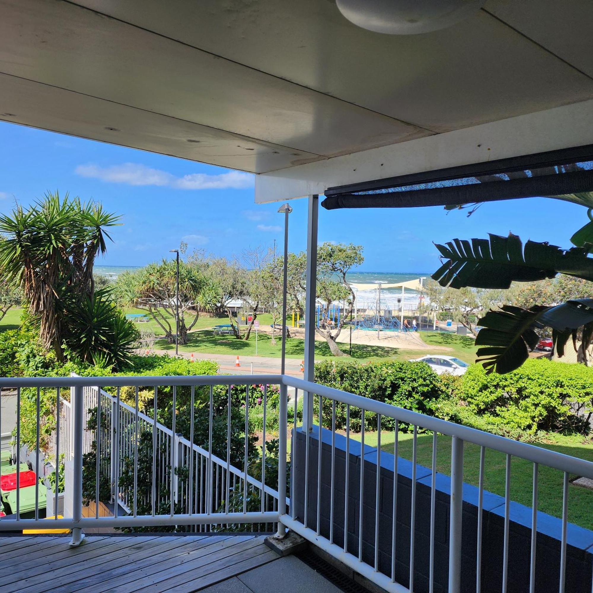 Capeview Apartments - Right On Kings Beach Caloundra Kültér fotó